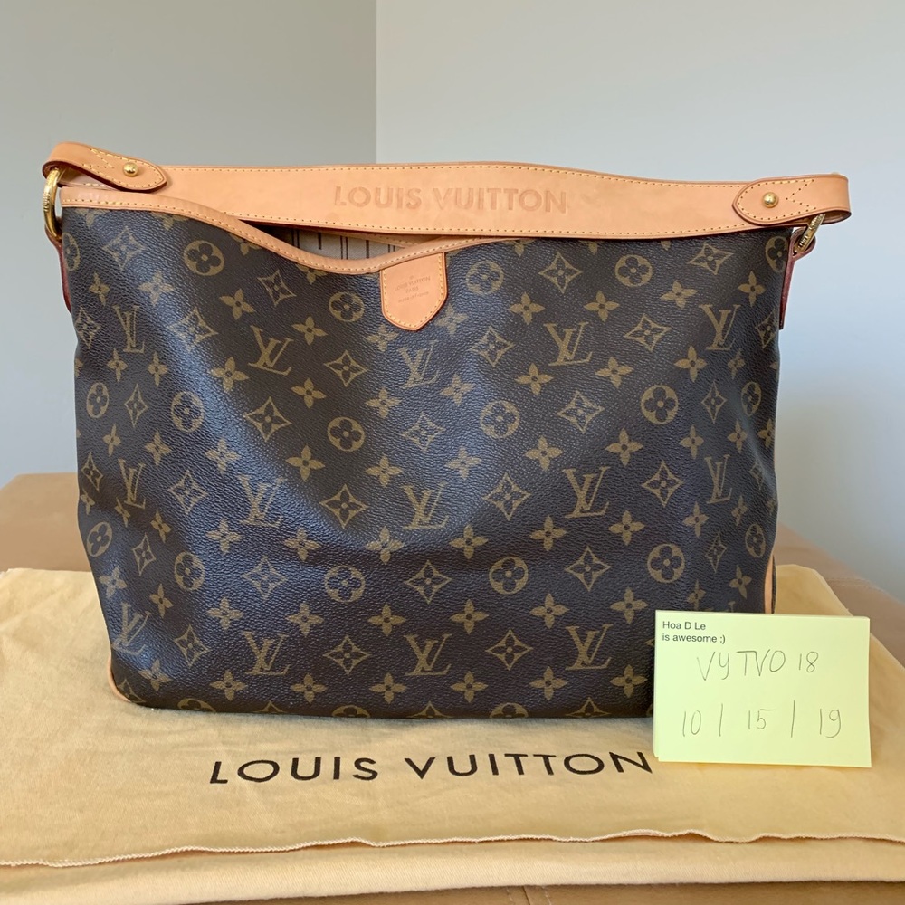 🌲 SOLD 🎁 Delightful Pm 🎁🌲